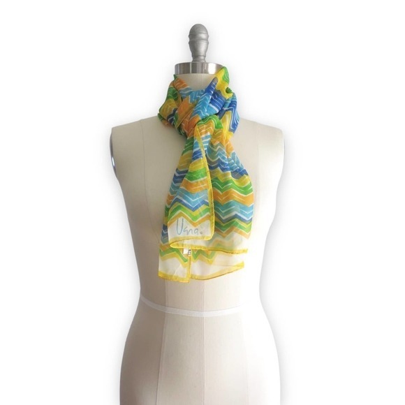 70s Vintage Vera Neumann Italian Chiffon Scarf‎ - Picture 3 of 12